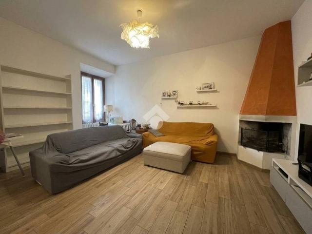 Casa indipendente in vendita a Prato PO