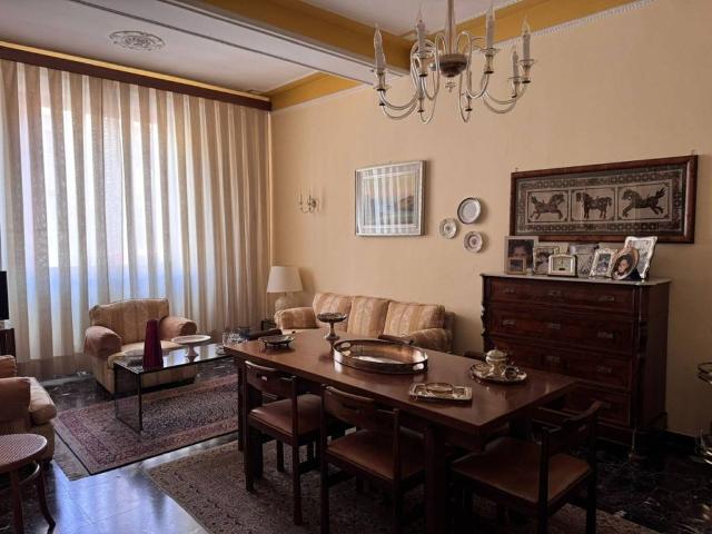 Casa indipendente in vendita a Prato PO