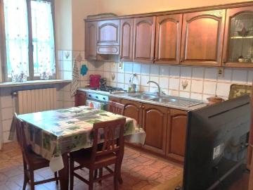 Casa indipendente in vendita a Prato PO
