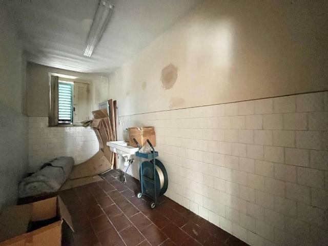Casa indipendente in vendita a Prato PO