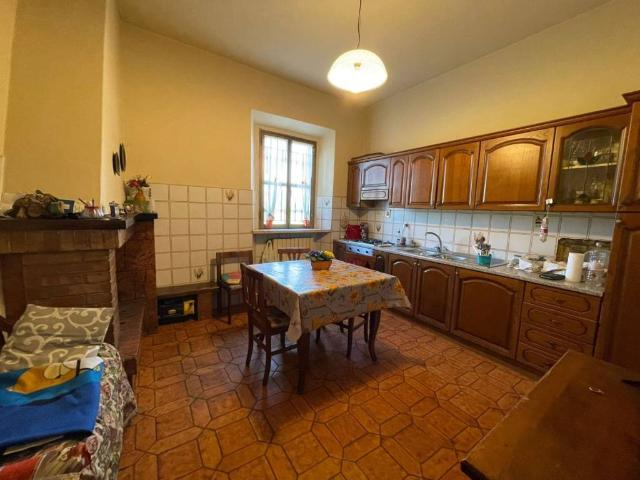Casa indipendente in vendita a Prato PO