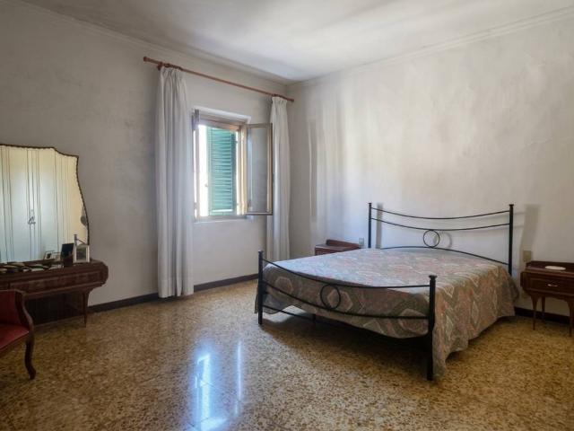 Casa indipendente in vendita a Prato PO