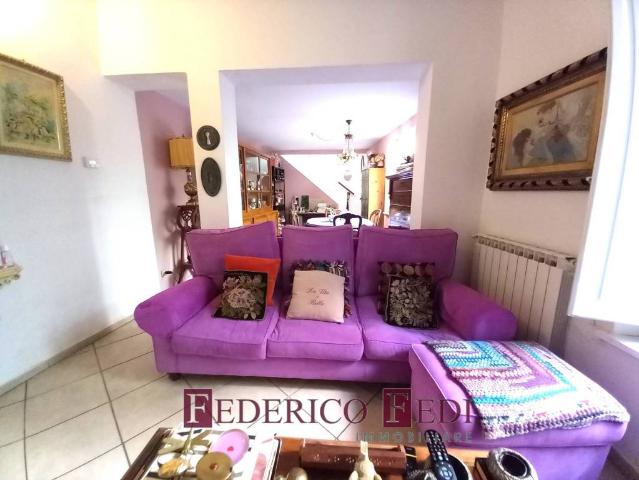 Casa indipendente in vendita a Prato piazza San Marco, Centro Storico San Francesco