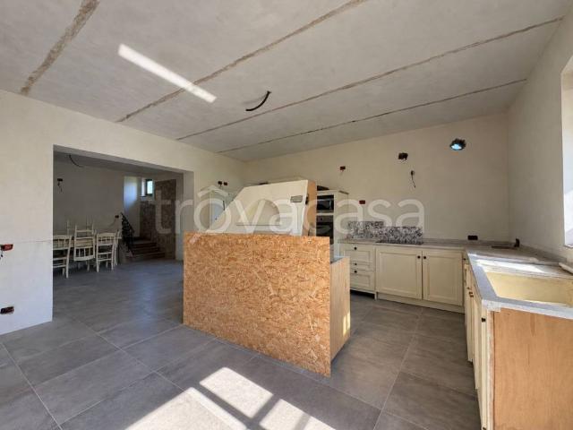 Casa indipendente in vendita a Prato via Mohandas Gandhi, Sant'Ippolito