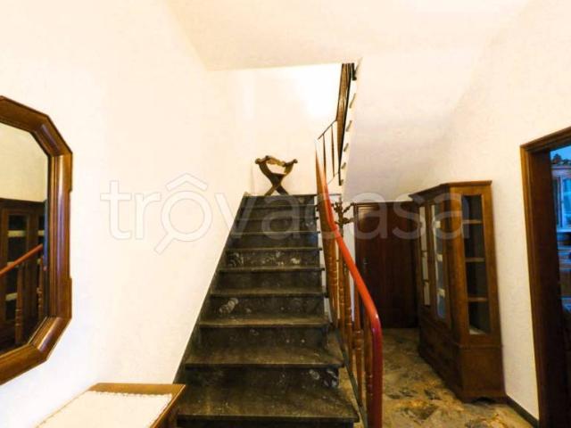 Casa indipendente in vendita a Prato via dei Trebbi, 39, Galciana