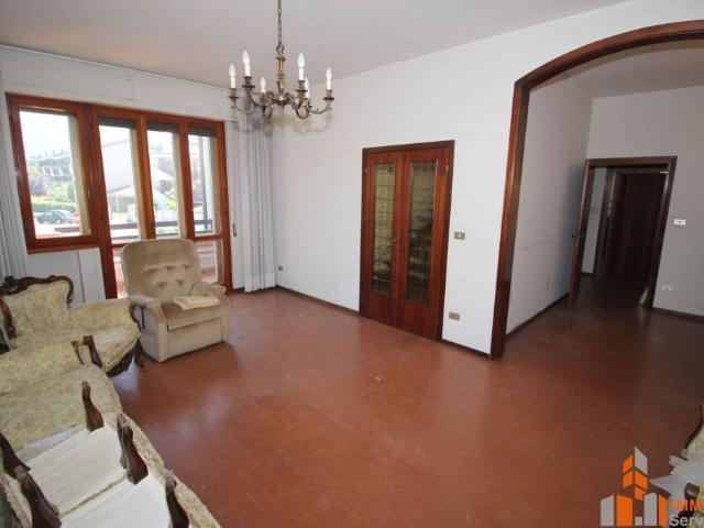 Casa indipendente in vendita a Prato via 7 Marzo, 2/2, Galceti