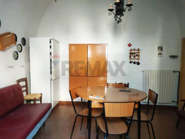 Casa indipendente in vendita a Prata d'Ansidonia AQ