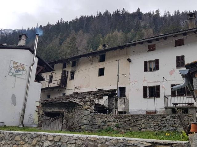 Casa indipendente in vendita a Prè Saint Didier AO