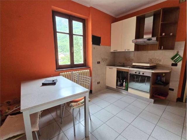 Casa indipendente in vendita a Premosello Chiovenda VB