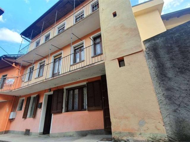 Casa indipendente in vendita a Premosello Chiovenda VB