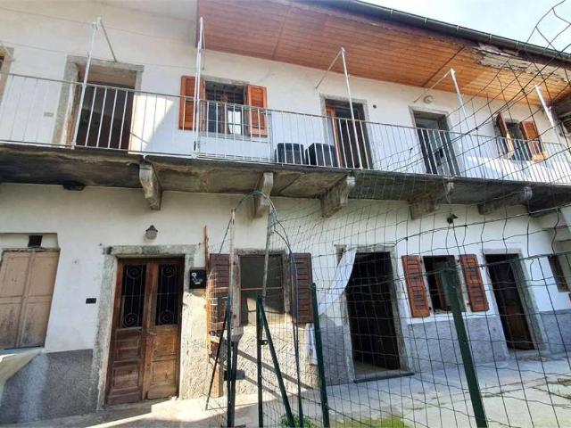 Casa indipendente in vendita a Premosello Chiovenda VB
