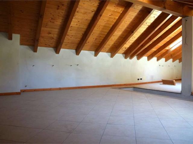 Casa indipendente in vendita a Premosello Chiovenda VB