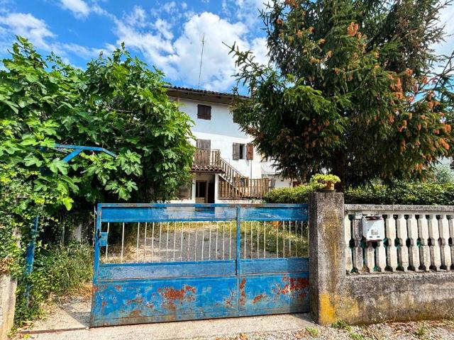 Casa indipendente in vendita a Premariacco UD