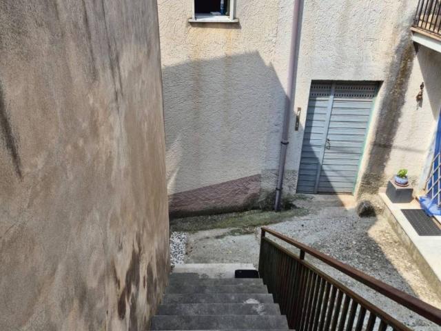 Casa indipendente in vendita a Prignano Cilento SA