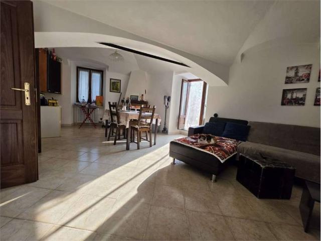 Casa indipendente in vendita a Priero CN