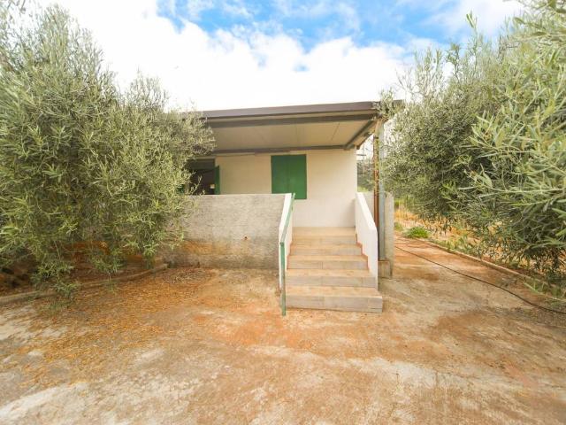 Casa indipendente in vendita a Priolo Gargallo SR