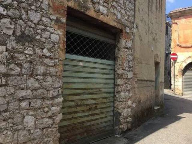 Casa indipendente in vendita a Priverno LT