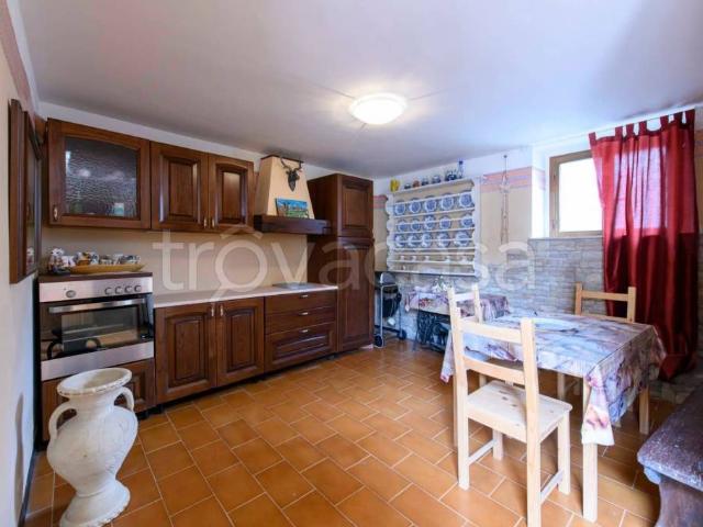 Casa indipendente in vendita a Pulfero via iuretig