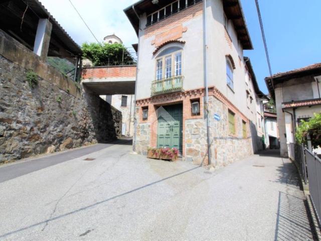 Casa indipendente in vendita a Quassolo TO