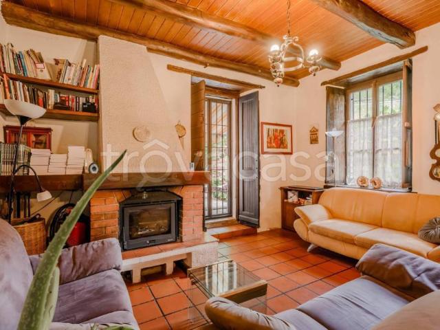 Casa indipendente in vendita a Quarna Sotto