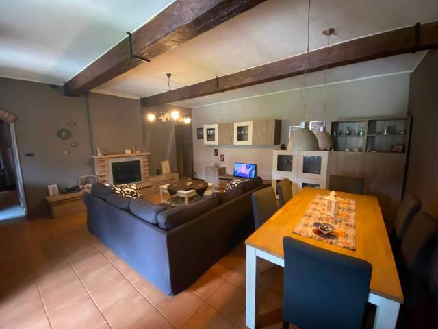 Casa indipendente in vendita a Quargnento AL