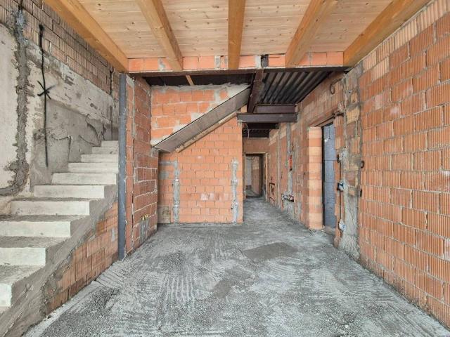Casa indipendente in vendita a Quarrata PT