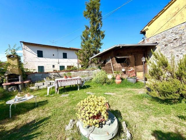 Casa indipendente in vendita a Quarrata PT