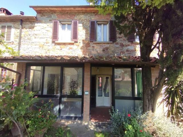 Casa indipendente in vendita a Quarrata PT