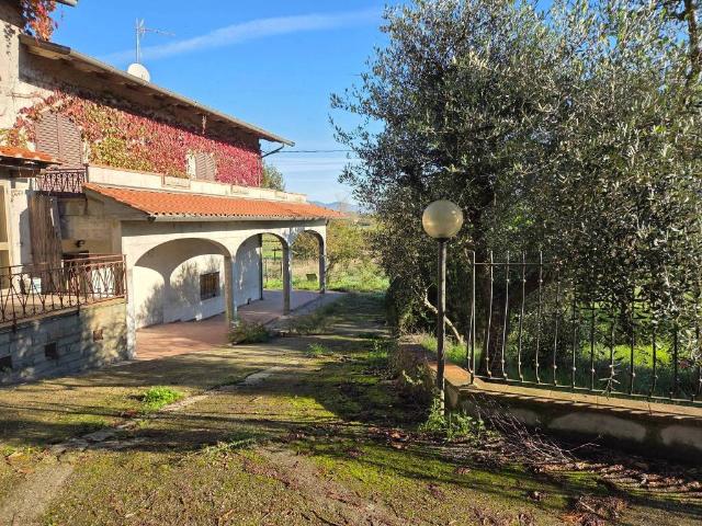 Casa indipendente in vendita a Quarrata PT