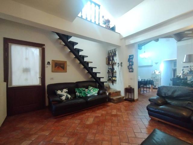 Casa indipendente in vendita a Quarrata PT