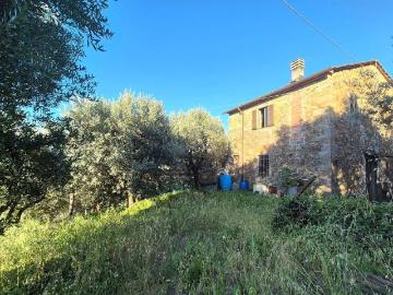 Casa indipendente in vendita a Quarrata PT
