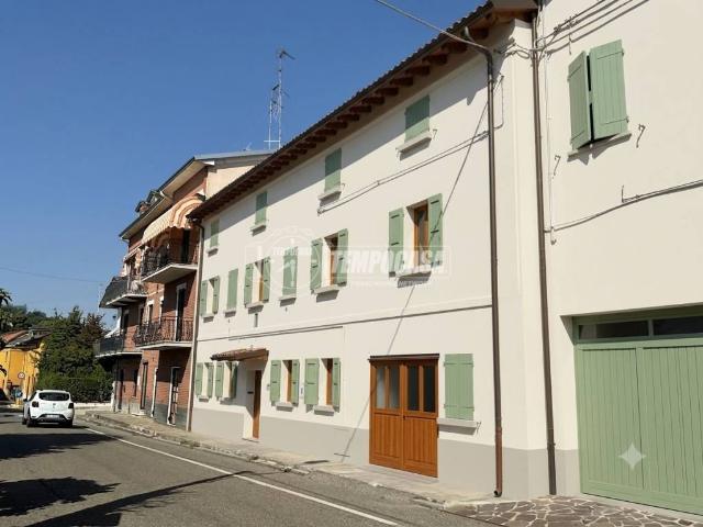 Casa indipendente in vendita a Quattro Castella RE
