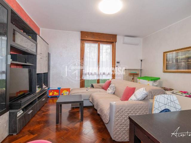 Casa indipendente in vendita a Quattro Castella RE