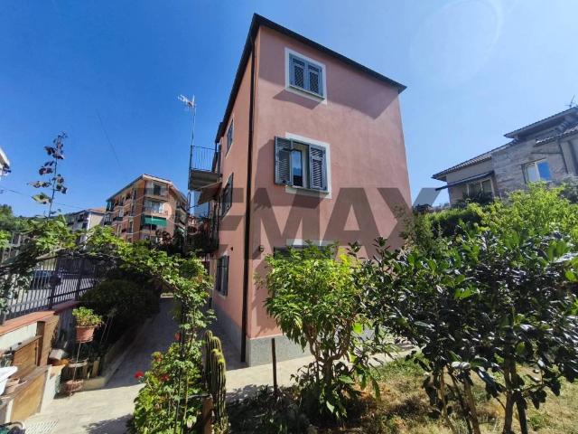 Casa indipendente in vendita a Quiliano SV