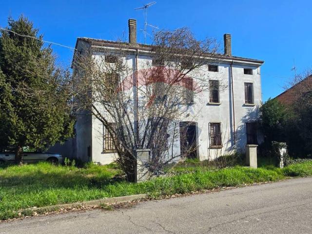 Casa indipendente in vendita a Quingentole MN