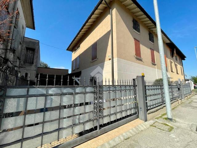 Casa indipendente in vendita a Quinzano d'Oglio BS