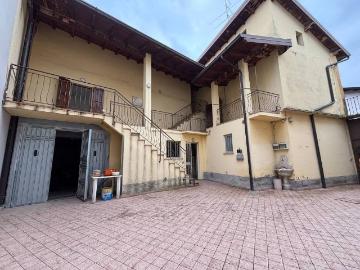 Casa indipendente in vendita a Rovato BS