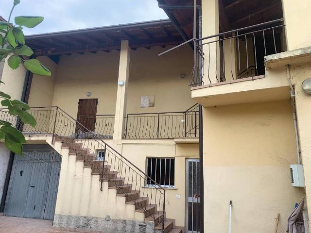 Casa indipendente in vendita a Rovato BS