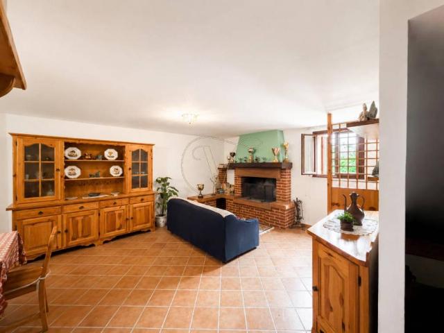Casa indipendente in vendita a Rovolon PD