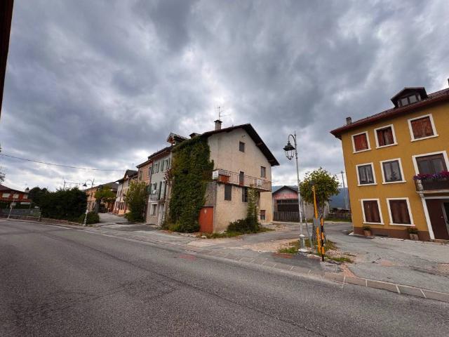 Casa indipendente in vendita a Roana VI