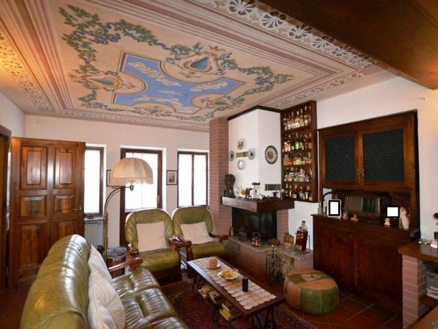 Casa indipendente in vendita a Roasio VC