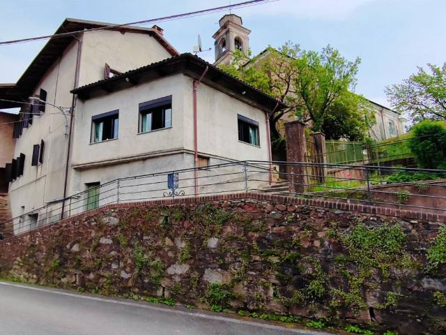 Casa indipendente in vendita a Roasio VC
