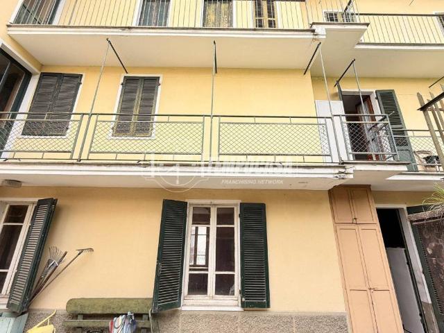 Casa indipendente in vendita a Roasio VC