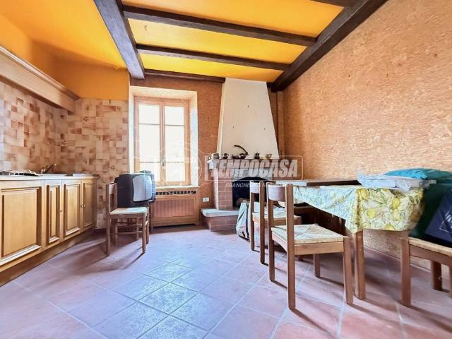 Casa indipendente in vendita a Roasio VC