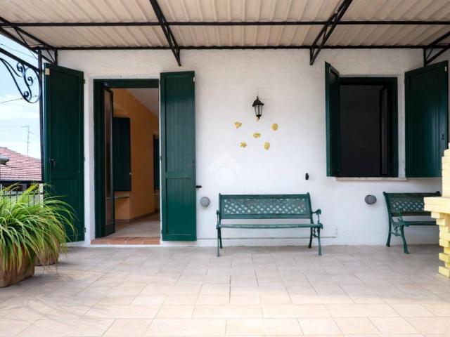 Casa indipendente in vendita a Roasio VC
