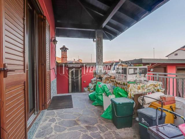 Casa indipendente in vendita a Robecchetto con Induno MI