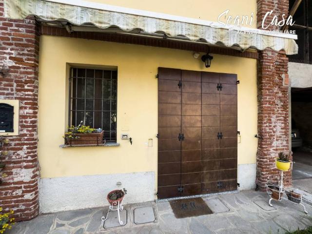 Casa indipendente in vendita a Robecco sul Naviglio MI