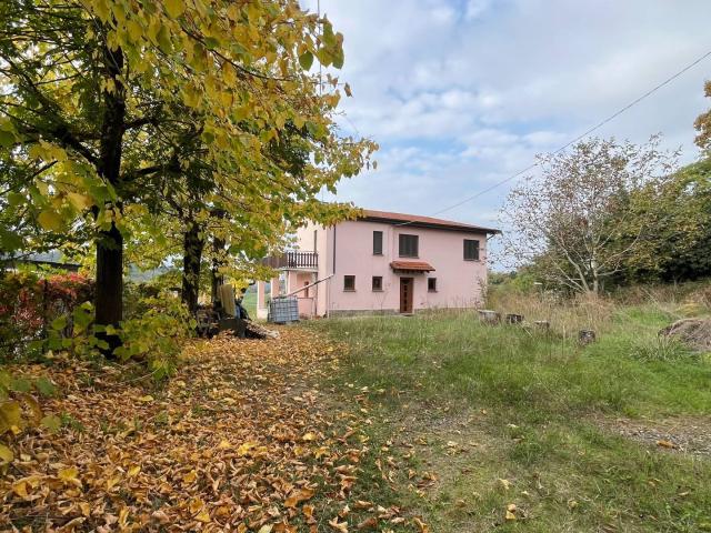 Casa indipendente in vendita a Robella, Cortiglione