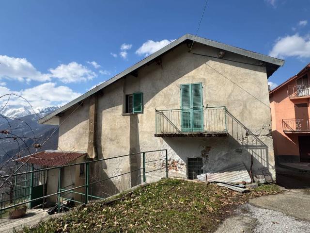 Casa indipendente in vendita a Roburent CN