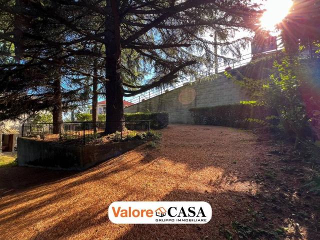Casa indipendente in vendita a Roccaverano AT